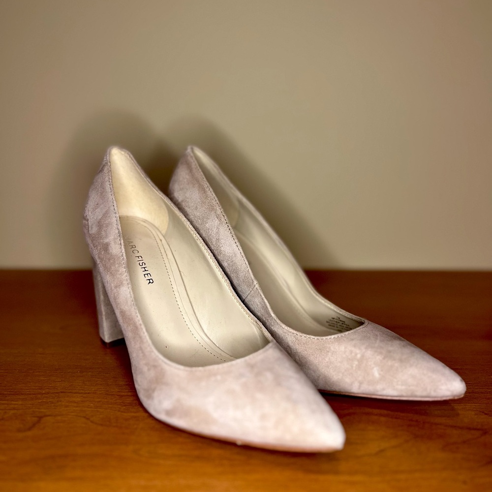 Marc Fisher Nude Chunky Suede Heels - 7M